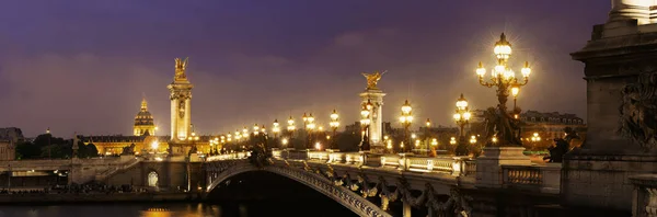 Alexandre Iii Brug Nachtzicht Panorama Met Napoleon Graf Parijs Frankrijk — Stockfoto