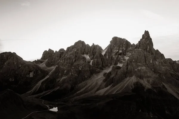 Dolomitský Kostel Přírodní Krajině Severní Itálii — Stock fotografie