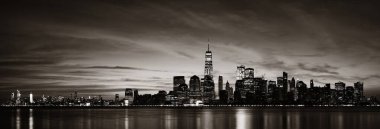 Tarihi mimariyle New York şehrinin ufuk çizgisi şehir manzarası 