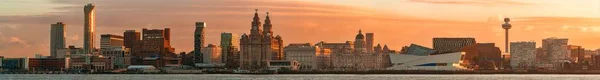 Liverpool Skyline Cityscape Med Bygninger England Storbritannien - Stock-foto