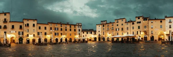 Piazza Dell Anfiteatro Lucca Italy Night View Panorama — Stock Photo, Image