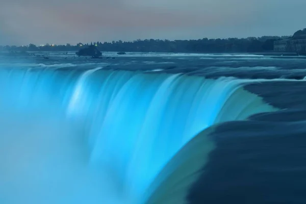 Wodospad Niagara Nocy Jako Słynny Krajobraz Naturalny Kanadzie — Zdjęcie stockowe