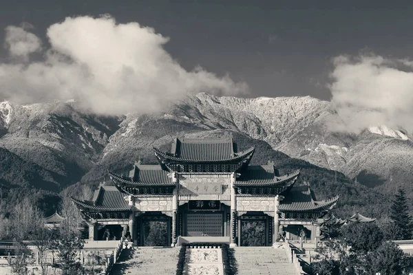 Portal Del Monasterio Chongsheng Dalí Yunnan China —  Fotos de Stock