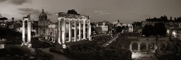 Fórum Roma Com Ruínas Arquitetura Antiga Panorama Noturno Itália — Fotografia de Stock