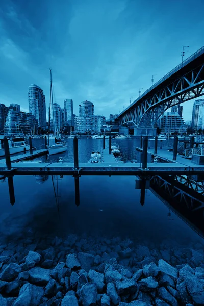 Vancouver False Creek Bei Sonnenuntergang Mit Brücke Und Boot — Stockfoto