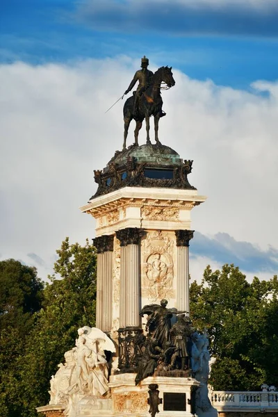 Monument Alfonso Xii Dans Parc Retiro Madrid Espagne — Photo