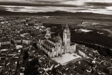 İspanya 'daki Segovia Katedrali hava manzarası.