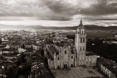 İspanya 'daki Segovia Katedrali hava manzarası.