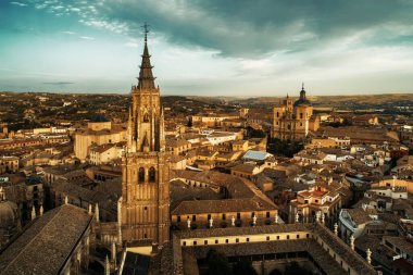 İspanya 'da Toledo' lu Aziz Mary Katedrali hava manzaralı