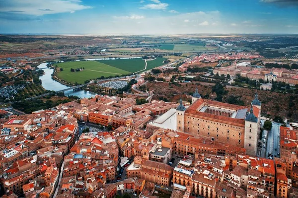 Flygfoto Över Toledo Stad Skyline Med Historiska Byggnader Spanien — Stockfoto