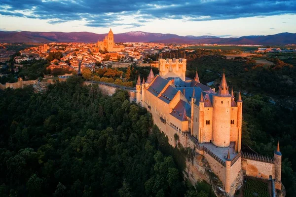 Alcazar Segovia Som Den Berömda Landmärke Antenn Utsikt Vid Solnedgången — Stockfoto