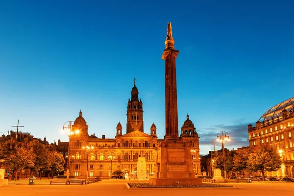 Glasgow, İskoçya 'daki George' da şehir konseyi gece görüşü