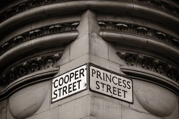 Nahaufnahme Straßenschild Manchester Princess Street England Großbritannien — Stockfoto