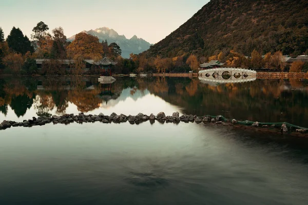 Μαύρη Πισίνα Dragon Στο Lijiang Yunnan Κίνα — Φωτογραφία Αρχείου