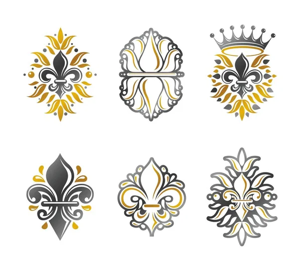 Conjunto de emblemas heráldicos con coronas reales — Vector de stock