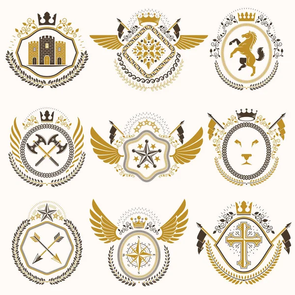 Embleme heraldice cu aripi — Vector de stoc