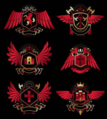 Beyaz üzerine izole edilmiş ve klasik tasarım elementleri, kral tacı, beşgen yıldızlar, cephanelik, vahşi hayvanlar kullanılarak yaratılmış vektör hanedan arması arması..