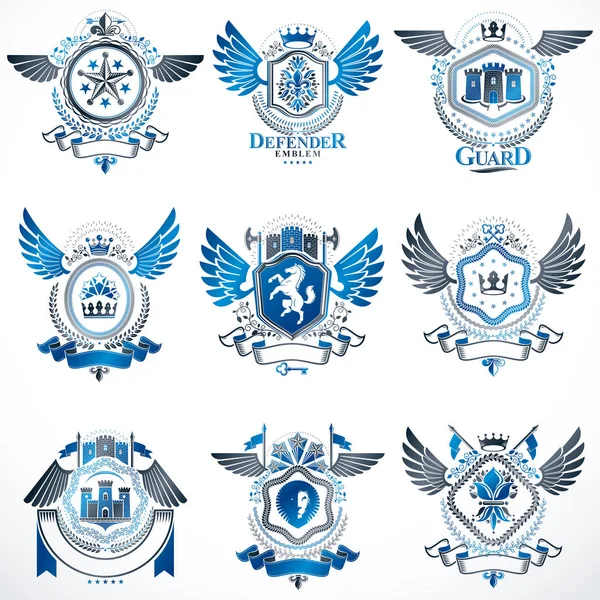 Beyaz üzerine izole edilmiş ve klasik tasarım elementleri, kral tacı, beşgen yıldızlar, cephanelik, vahşi hayvanlar kullanılarak yaratılmış vektör hanedan arması arması..