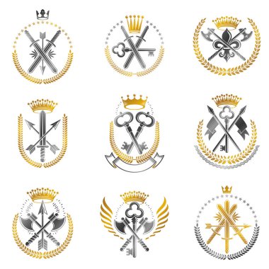 Vintage Silah Amblemleri ayarlandı. Heraldik Arma Arma dekoratif amblemleri izole vektör illüstrasyonları koleksiyonu.
