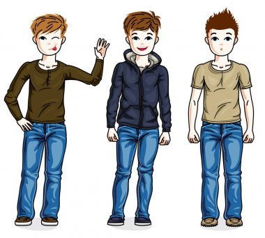 Mutlu genç genç erkekler şık rahat giysiler içinde poz. Güzel çocuklar çizimler vektör kümesi. Çocukluğu ve ailesi yaşam tarzı çizgi film.