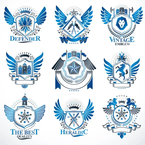 Beyaz üzerine izole edilmiş ve klasik tasarım elementleri, kral tacı, beşgen yıldızlar, cephanelik, vahşi hayvanlar kullanılarak yaratılmış vektör hanedan arması arması..