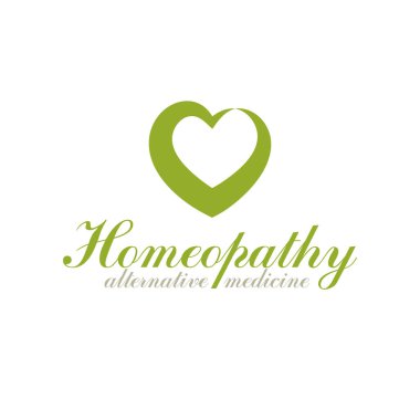 Yeşil yaprakları ile oluşan kalp şekli