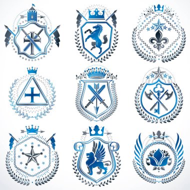 Grafik öğeleri, Kraliyet kron, ortaçağ kaleleri, cephanelik ve dini haç kullanılarak yapılan vektör sembolik blazons topluluğu.