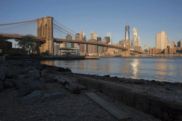 Puente de Brooklyn hermoso amanecer —  Fotos de Stock