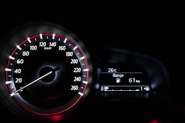 Eleştirel yakıt seviyesi düşük