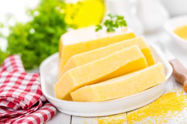 Mısır peynir polenta