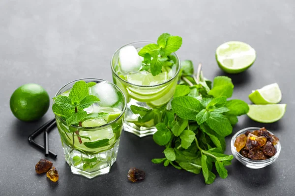 Mojito Cubano or caipirinha cocktail, iced drink with lime and mint — Stock Photo, Image