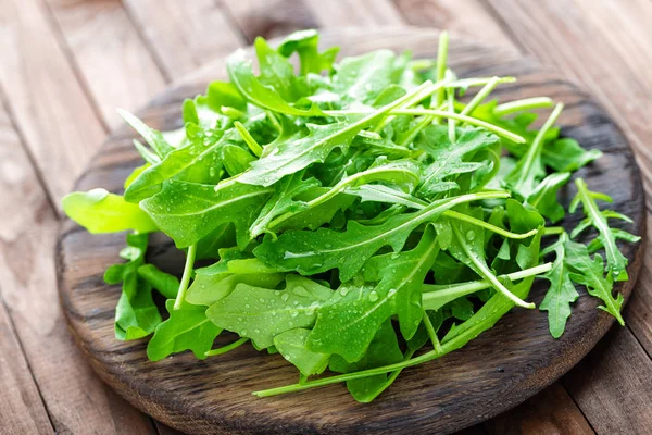 Folhas de arugula frescas, closeup de rúcula — Fotografia de Stock