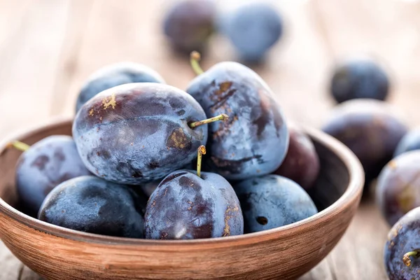 Fresh plums close up — Stock Photo, Image