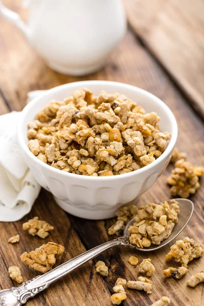 Granola στη ΓΥΑΛΑ — Φωτογραφία Αρχείου