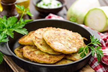 Kabak börek, sebze krep