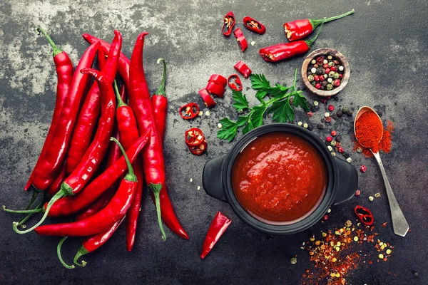 Chili sauce and fresh peppers, chilli ketchup, paste — Stock Photo, Image