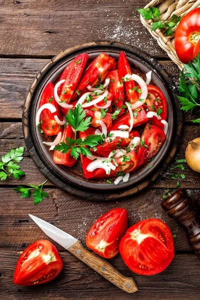Tomato salad, vegetable salad with tomatoes — Stock Photo, Image