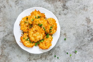Patates gözlemesi, draniki, börek
