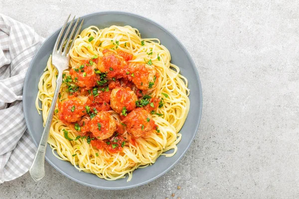 Massa Vermicelli Com Almôndegas Molho Tomate Cozinha Italiana — Fotografia de Stock