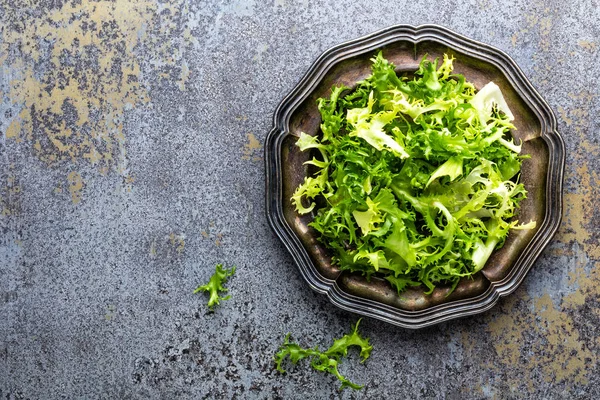 Salada Alface Frita Friso Fresco Alimentos Vegetarianos Saudáveis — Fotografia de Stock