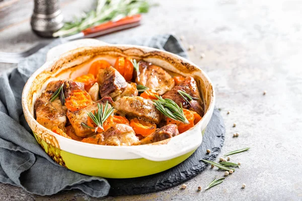 Meat Baked Carrots Oven — Stock Photo, Image