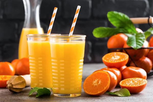 Jugo Naranja Mandarín Refrescante Bebida Verano Bebida Refresco Frutas —  Fotos de Stock