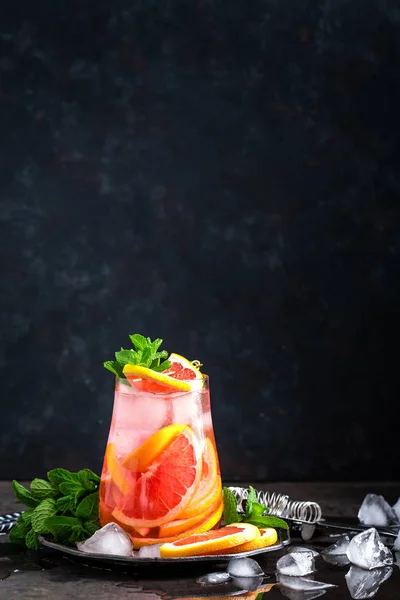 Grapefruit Fresh Mint Cocktail Juice Cold Summer Citrus Refreshing Drink — Stock Photo, Image