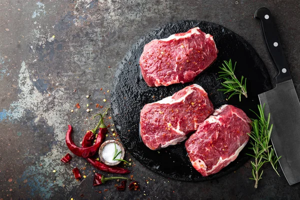 Raw Beef Meat Fresh Steaks Slate Board Black Background Top — Stock Photo, Image