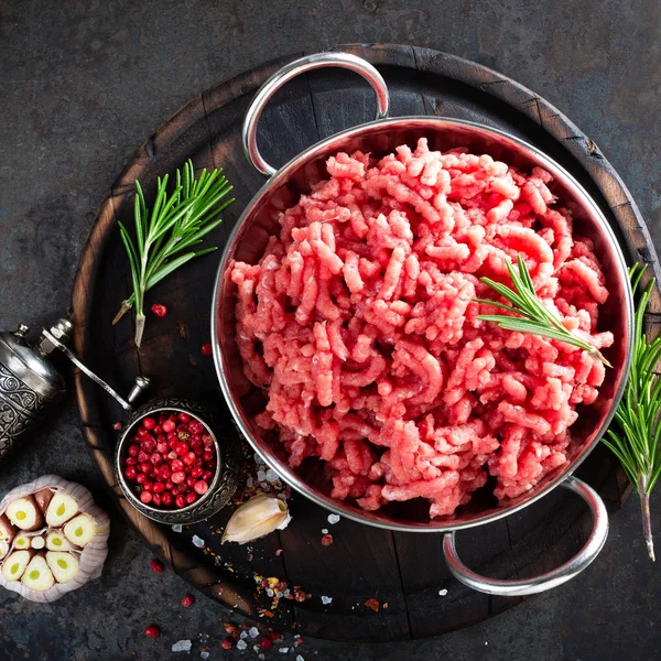 Cucinare Trito Carne Vitello Macinata Cruda Con Ingredienti Cottura Sul — Foto Stock