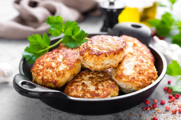 Cutlets Fried Cutlets Cast Iron Pan Table — Stock Photo, Image