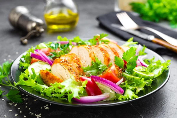 Salad Chicken Meat Fresh Vegetable Salad Chicken Breast Meat Salad — Stock Photo, Image