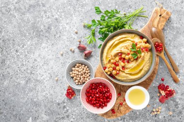 Tahini 'li nohut humusu. Sağlıklı vejetaryen aperatifi. Orta Doğu mutfağı