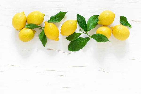 Limoni Freschi Con Foglie Concetto Vitamina Vista Dall Alto — Foto Stock