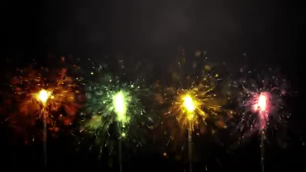 Fête pétillante. Feu du Bengale . — Video